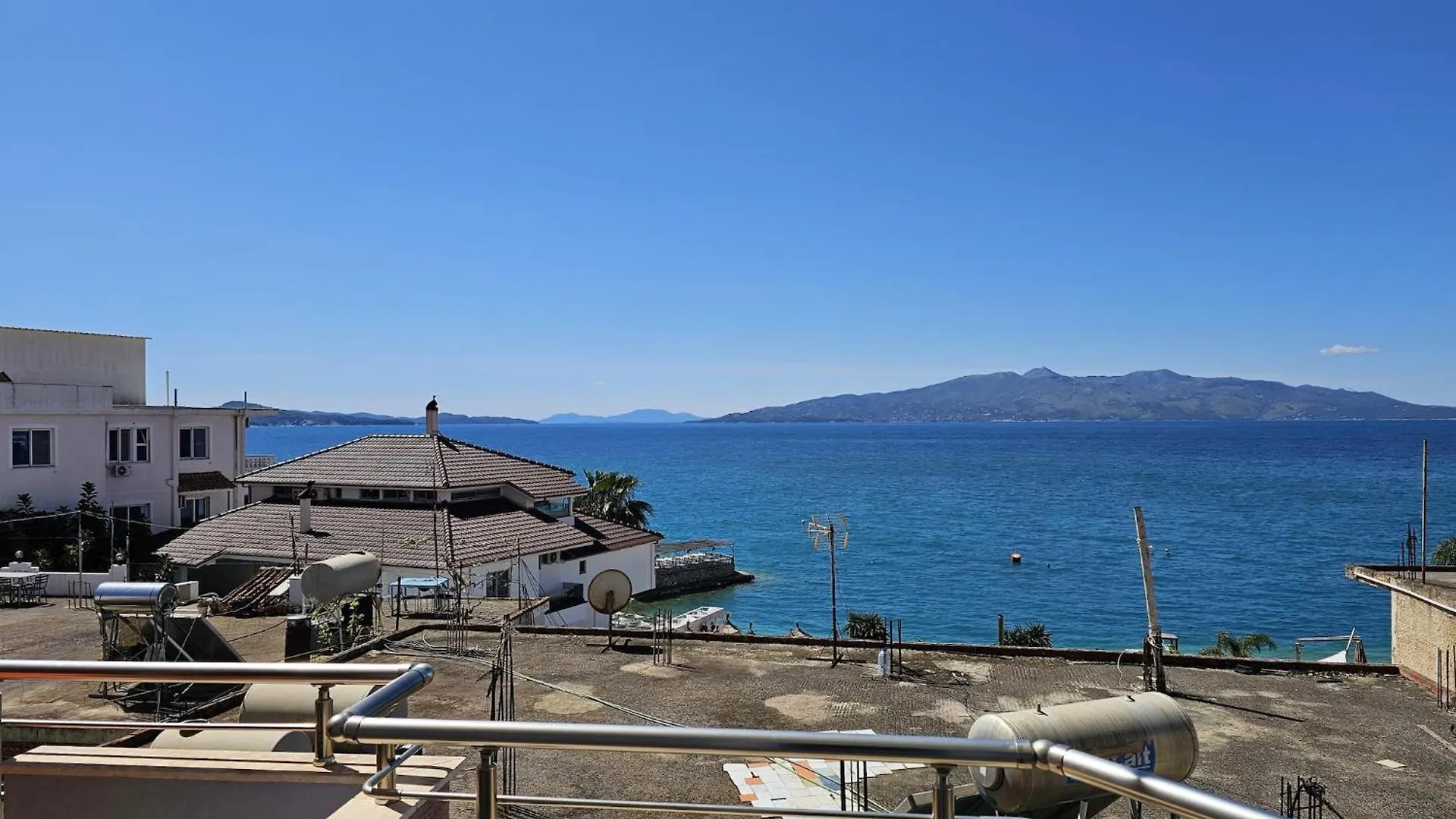 Apartment, Next To The Ionian Sea Saranda Appartement